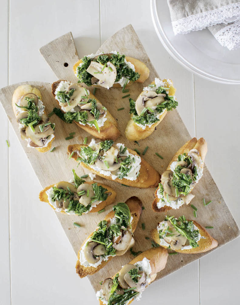 Mushroom Kale Toasts - Taste Canada