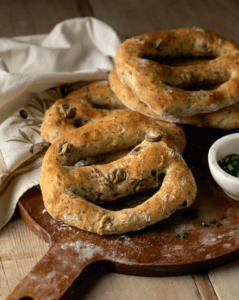 Fougassettes olives vertes et ciboulette