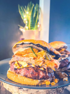 Super sayin burger de porc aux influences asiatiques